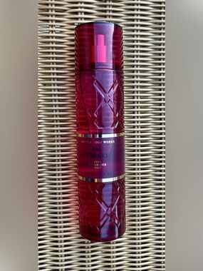 New Bath and Body Works Oh, Cherry fine fragrance Mist 8 Fl oz